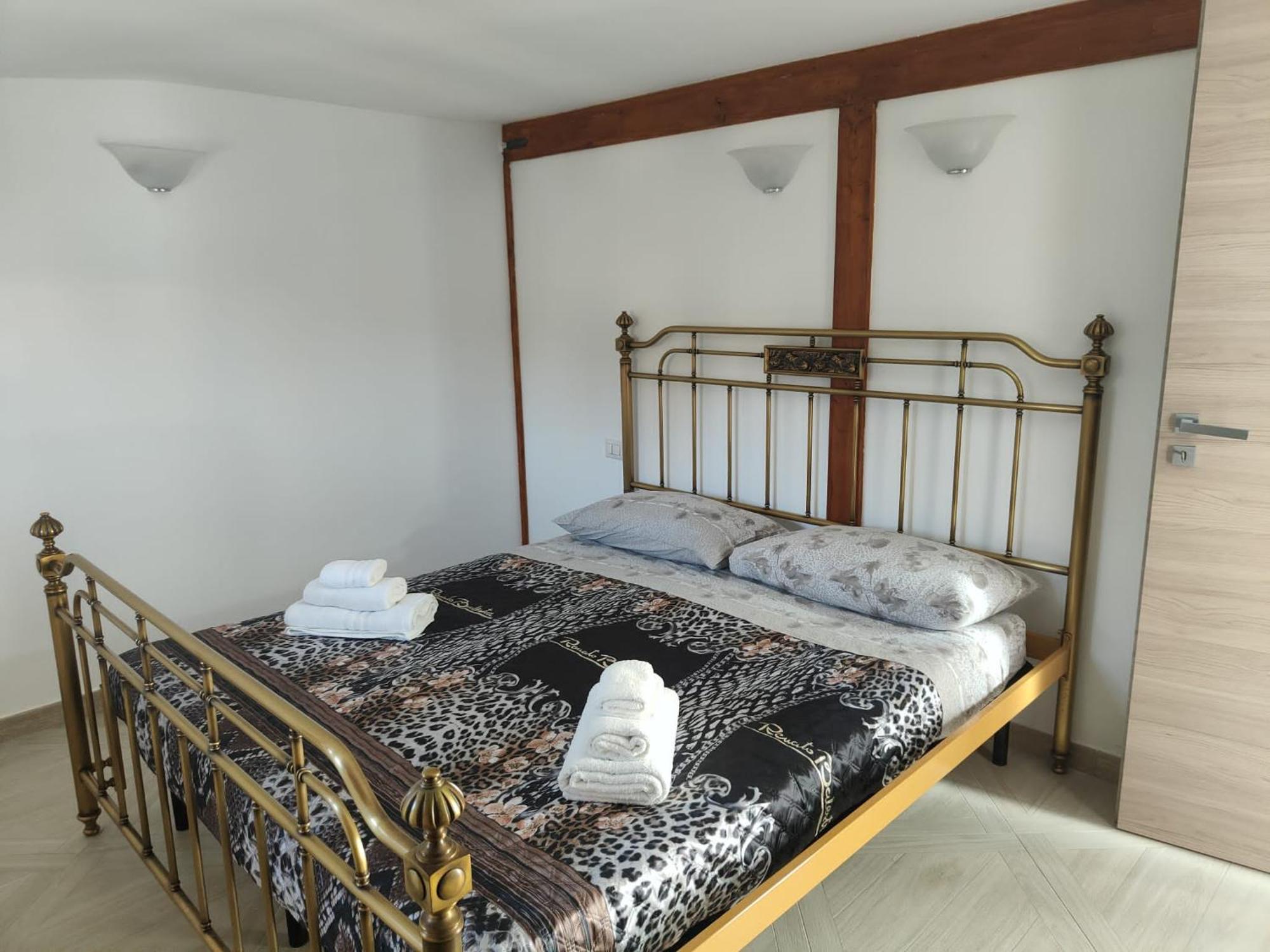 A&m 10 Mansarda Vip Apartment